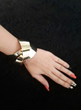 手镯欧美外贸金色光面宽版打开