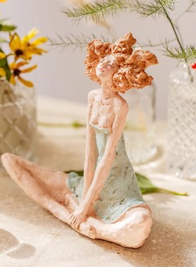 维纳斯少女摆件创意复古电视柜摆设客厅人物可爱轻奢装饰小众