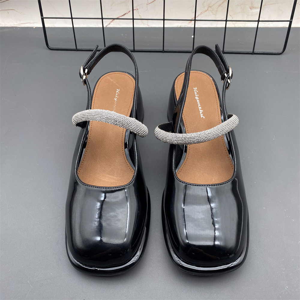 品牌断码撤柜漆皮女鞋新款圆头浅口平跟防滑水钻扣带浅口后空凉鞋,淘宝优惠券,粉丝福利购,淘宝优惠卷