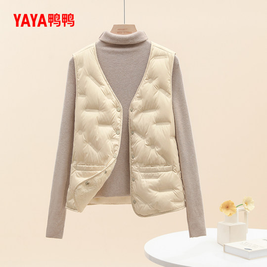 鸭鸭轻薄羽绒马甲女2025秋冬新品短款V领百搭90鸭绒上衣内搭外套J