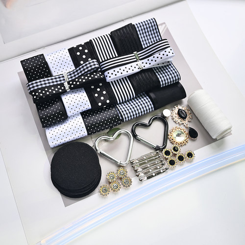 ins风黑白配吧唧托蝴蝶结包挂丝带套装手工钥匙扣材料包DIY二次元 - 图0