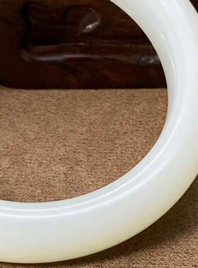 保真正品新疆和田玉羊脂手镯腕间风情56.5圈口