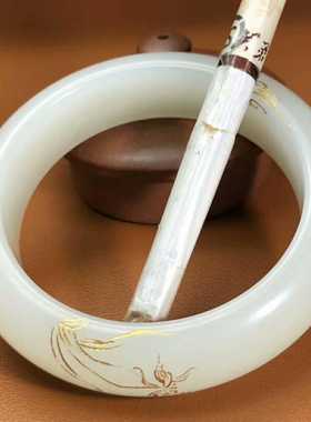 新疆和田玉籽料作品手镯