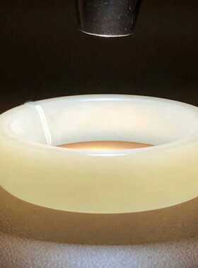 保真新疆和田玉籽料手镯