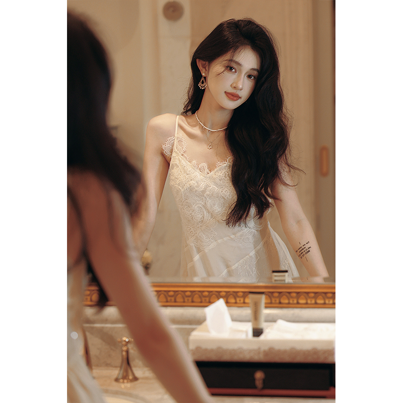 AZure轻法式复古连衣裙水溶蕾丝裙重工长裙拼接网纱小众吊带裙夏 - 图2