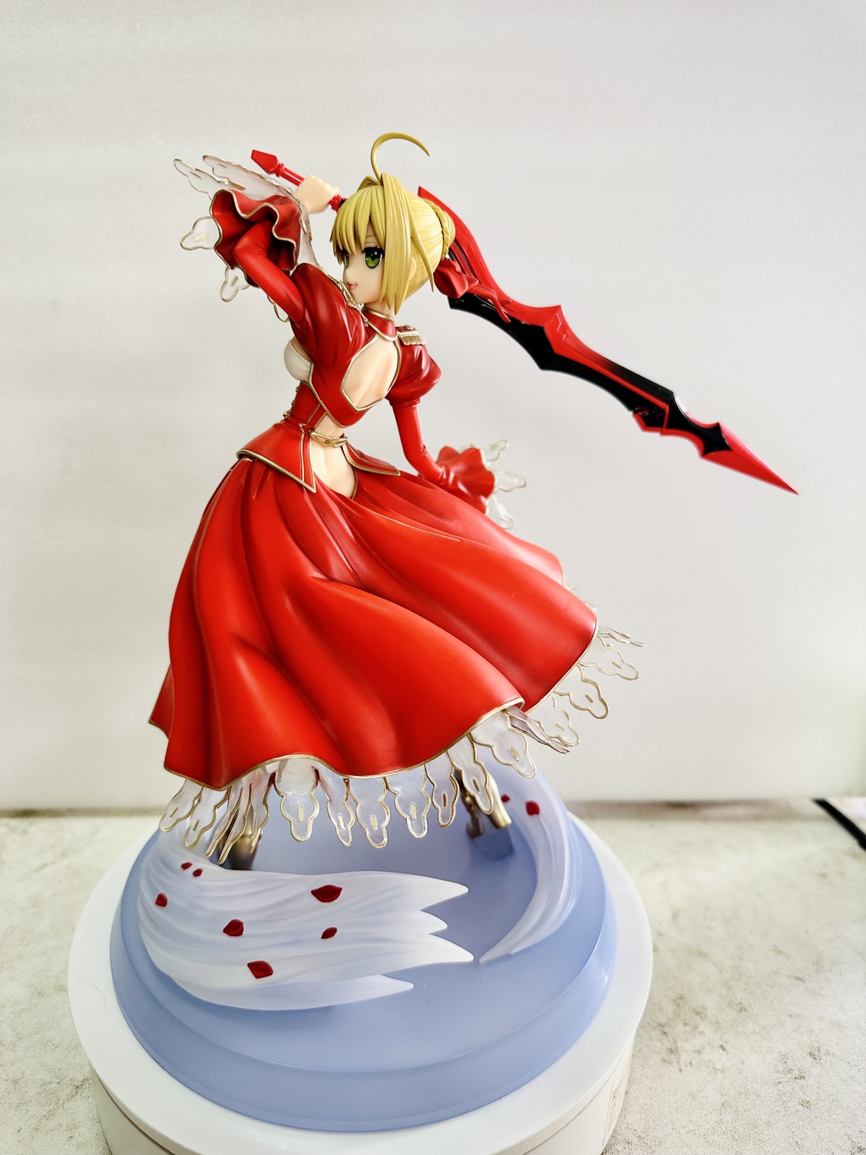 寿屋 FGO Fate/EXTRA 红Saber塞巴 尼禄 1/7pvc手办 全新正版现货 - 图0