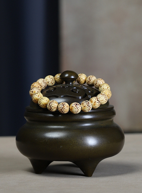 黄杨木小众雕刻莲花佛珠手链