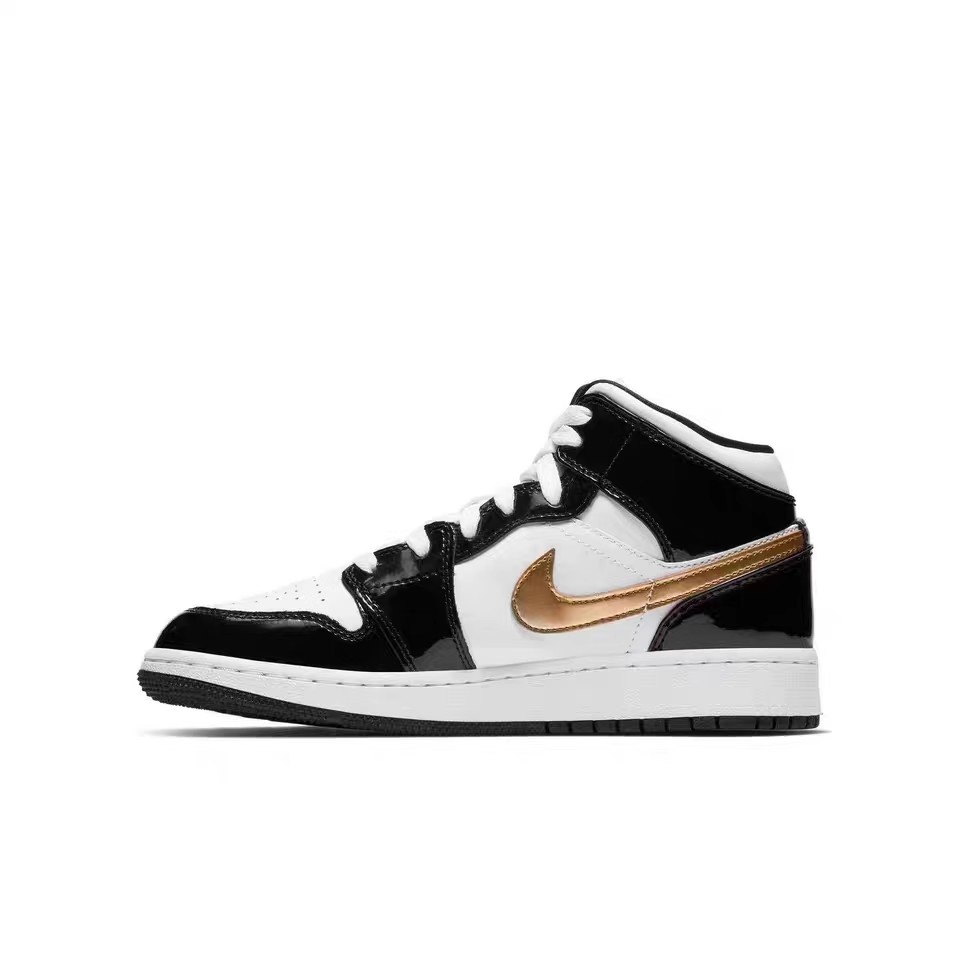 Cspace W Air Jordan 1 Mid AJ1黑金运动中帮休闲板鞋852542-007-图3