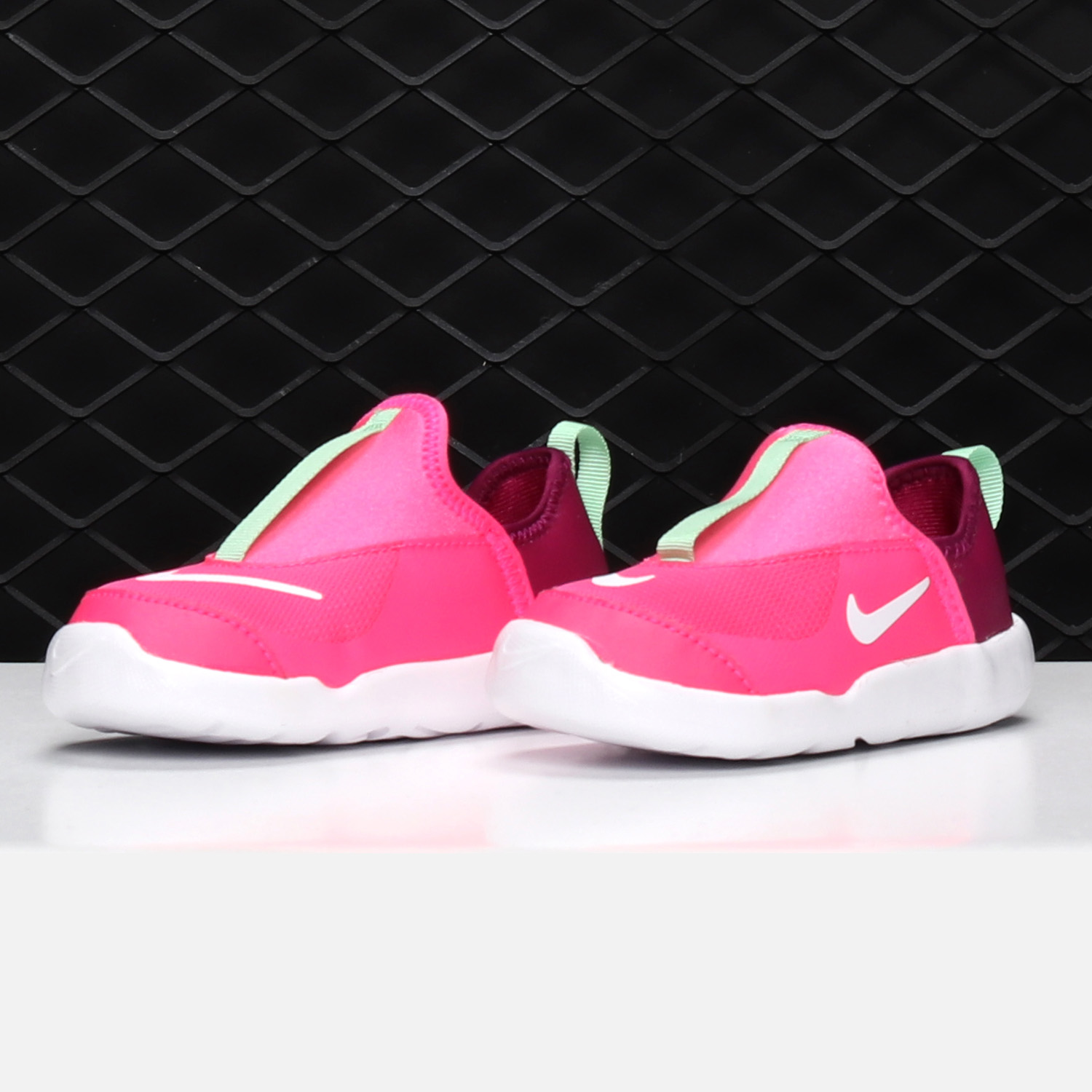 Nike/耐克正品女童2019春秋新款运动耐磨透气运动鞋童鞋 AQ3114-图1