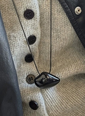 时髦黑色云朵小众设计金属项链高级感情侣欧美复古毛衣链潮ins风