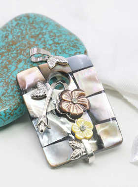 长方形吊坠油菜花贝壳雕花女雕花