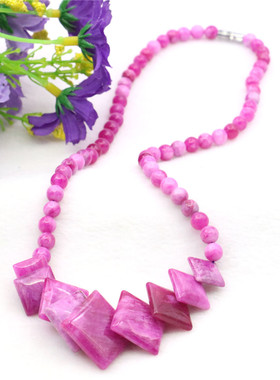 6-14mm圆珠对角方形天然石项链