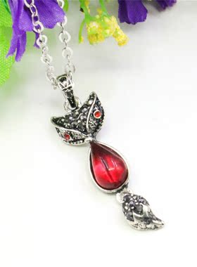 油菜花猫眼石合金狐狸女大红项链