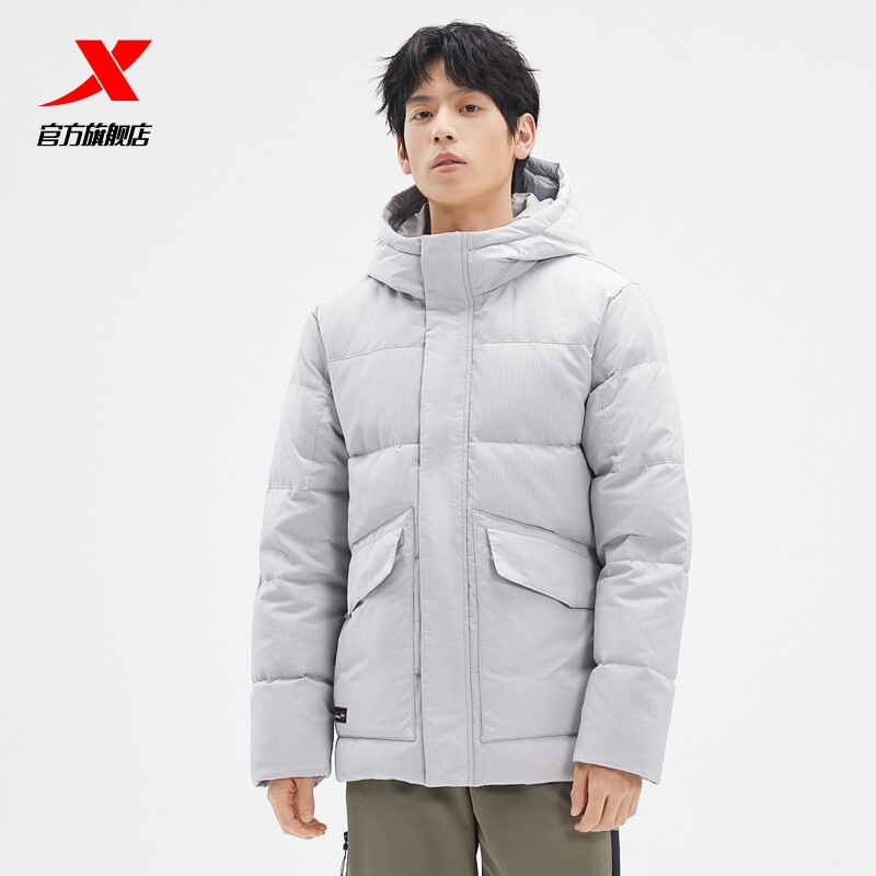  特步服饰羽绒服