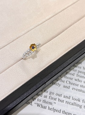 25新款纯银蓝色花蕊小金花施家珍珠戒指女简约休闲百搭通勤指环