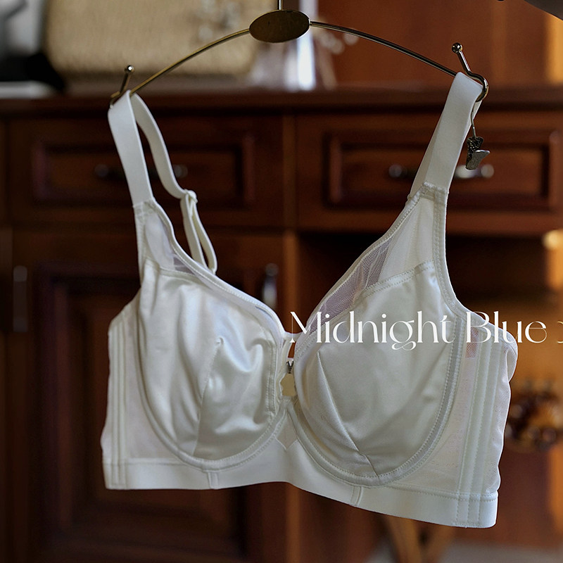 轻奢绸缎～无痕大胸显小防凸兔耳朵聚拢超薄软钢圈收副乳文胸套装,淘宝优惠券,粉丝福利购,淘宝优惠卷