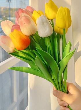 郁金香仿真花桌面摆件