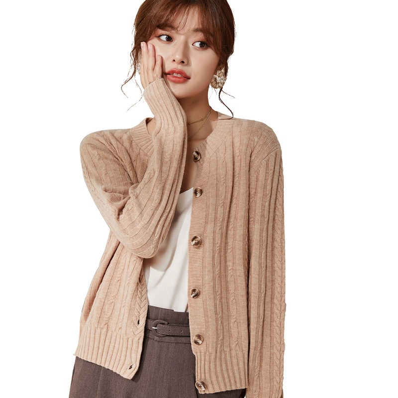 名人瑞裳2020秋冬季新款妈妈针织衫 名人瑞裳毛针织衫