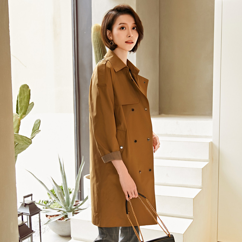 名人瑞裳风衣女中长款2019 名人瑞裳风衣