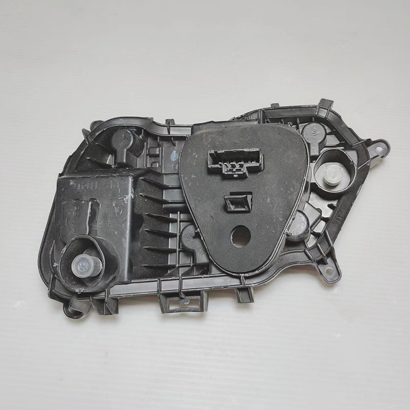 适配标致301后尾灯 尾灯线路板 尾灯电路板灯泡插座 线路板尾灯座,淘宝优惠券,粉丝福利购,淘宝优惠卷