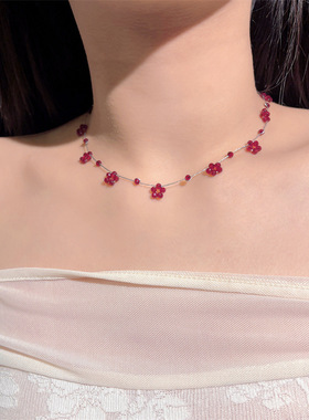 晚睡山野清新夏日设计小众红色花朵水晶串珠项链显白锁骨颈链