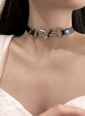 暗黑金属蝴蝶皮质项圈小众设计感紫钻蝴蝶挂件项链choker女