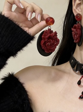 暗黑哥特风黑色皮革花朵水晶串珠项链女choker颈环项链配饰颈链饰