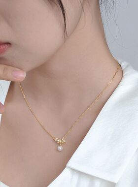 结新款生日礼物吊坠女项链轻奢小众感锁骨链简约百搭颈链冷淡风