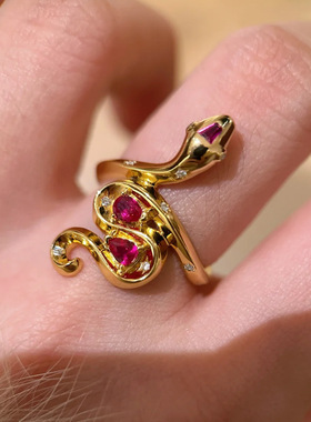 新中式国风本命巳年红蛇戒指复古高级感红刚玉财运缠身灵蛇指环女