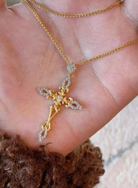 vintage中古风高级感鸢尾花十字架项链法式轻奢优雅镶钻锆石吊坠