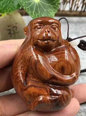 手把件黄花梨十二生肖狗木雕手把件旺财木质工艺品实木文玩车挂绳