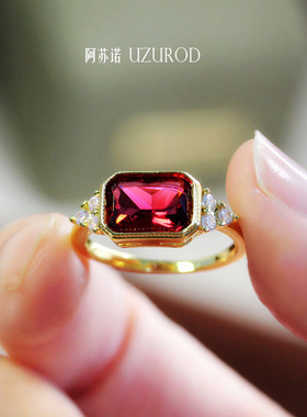 法式宫廷高级感复古设计小众显白红宝石戒指秀气简约彩宝方形红钻