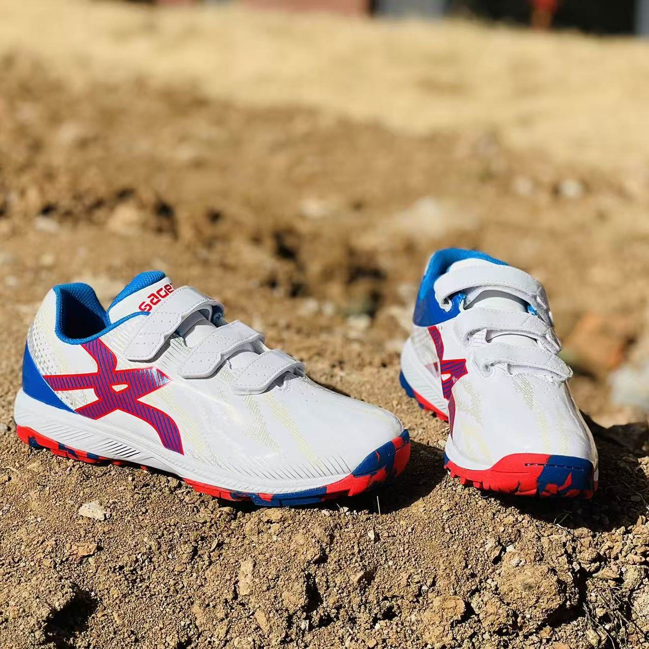 专业棒球鞋垒球鞋时尚防滑耐磨防水轻快比赛训练魔术贴成人青少年,淘宝优惠券,粉丝福利购,淘宝优惠卷