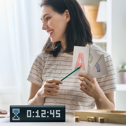 美国 LaMetric Time 智能闹钟创意个性LED像素显示音箱提示板. - 图2