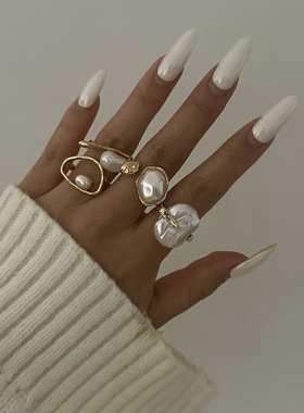 2025新款珍珠戒指女轻奢小众设计感高级气质百搭食指戒组合装