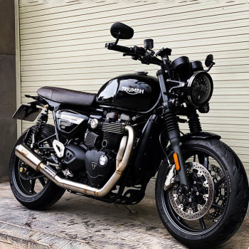 Italian ZARD Triumph SPEED TWIN speed TWIN-cylinder ດັດແປງທໍ່ລະບາຍອາກາດແບບເຕັມສ່ວນທີ່ຖືກຕ້ອງສອງໃນຫນຶ່ງແບບ retro