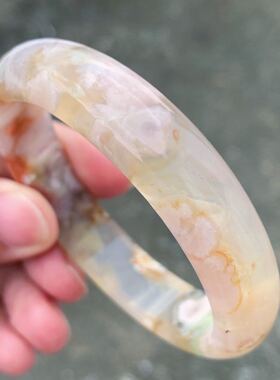 冰透网红百搭风转好运玛瑙手镯