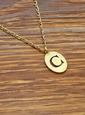 亚光磨花镀金字母C小清新森女文艺范简洁百搭创意复古风小项链