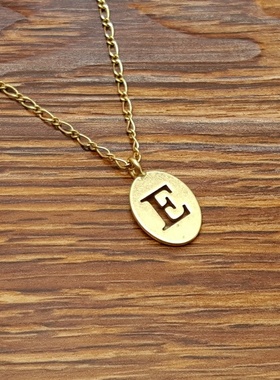 亚光磨花镀金字母E小清新森女文艺范简洁百搭创意复古风小项链