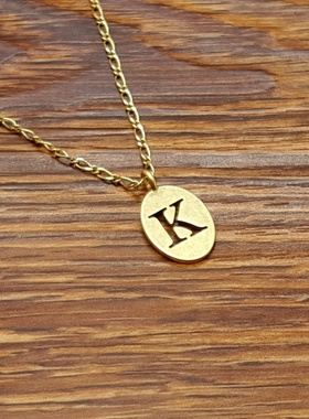 亚光磨花镀金字母K小清新森女文艺范简洁百搭创意复古风小项链