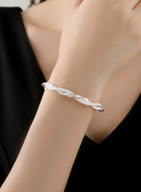 莫比乌斯环银手镯女9999纯银百搭