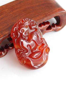 天然红玛瑙儿童小孩女士生肖属相吊坠