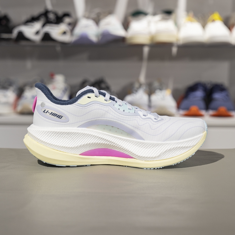 李宁越影4 PRO跑步鞋女子2025春季新款回弹缓震保护跑鞋ARHV006 - 图2
