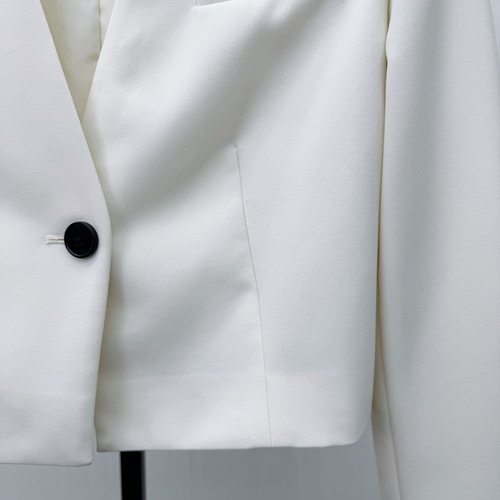 迪●2026春季新品 西装外套女气质通勤百搭高腰短款西服夹克0036 - 图3