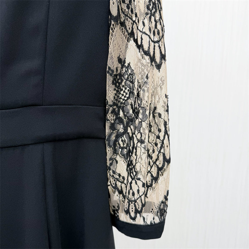 韩●2026春季新品 气质v领连衣裙女蕾丝拼接收腰修身通勤长裙3105,淘宝优惠券,粉丝福利购,淘宝优惠卷