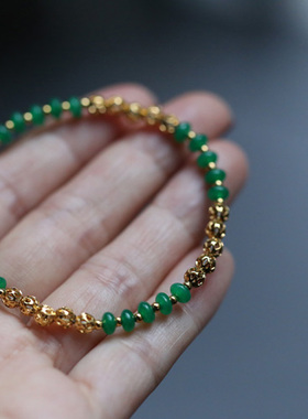 镂空金珠古典气质款手链绿玉髓