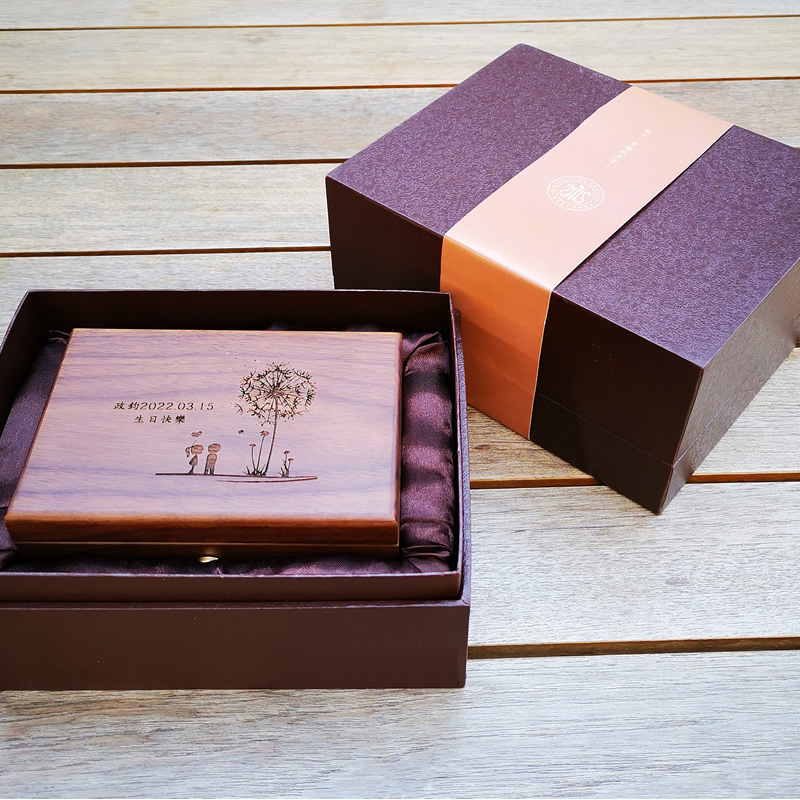 日本sankyo 木质八音盒音乐盒天空之城生日礼物女生男生创意定制