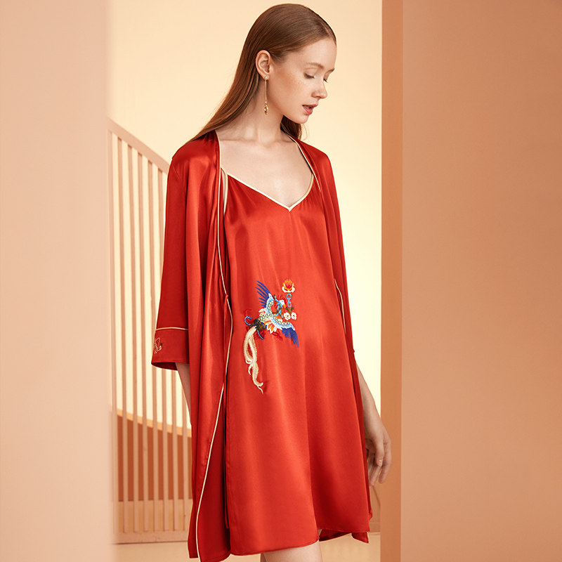金三塔新品真丝刺绣女红品系列睡袍 金三塔内衣睡袍/浴袍