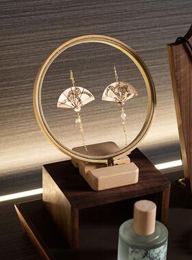 新中式样板房衣帽间软装饰品胡桃木展示架托盘梳妆台摆件首饰组合