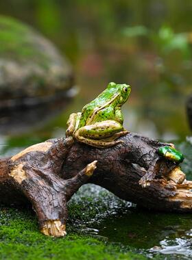 彷真青蛙摆件花园盆景假山造景微景观装饰青蛙趴树枝工艺礼品摆饰